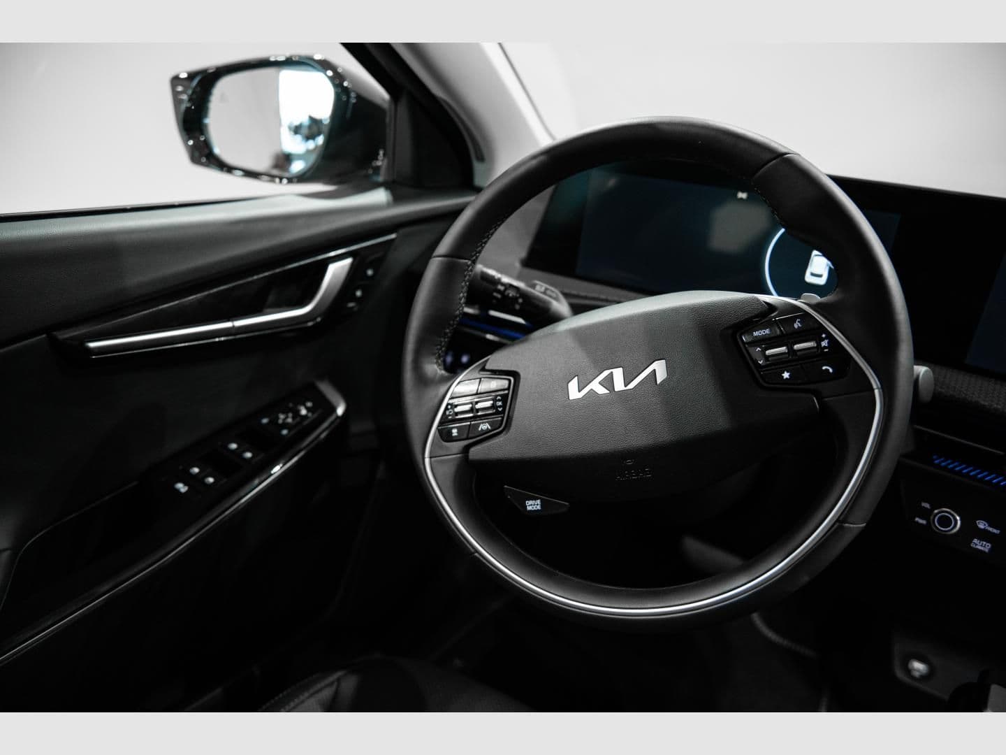 Kia EV6 Plus Edition 77,4kWh 168kW RWD (Long R) - Imagen 8