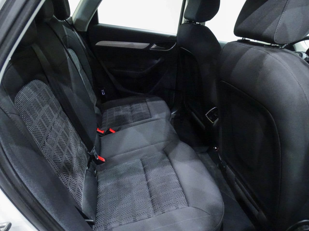 Audi Q3 - Imagen 10