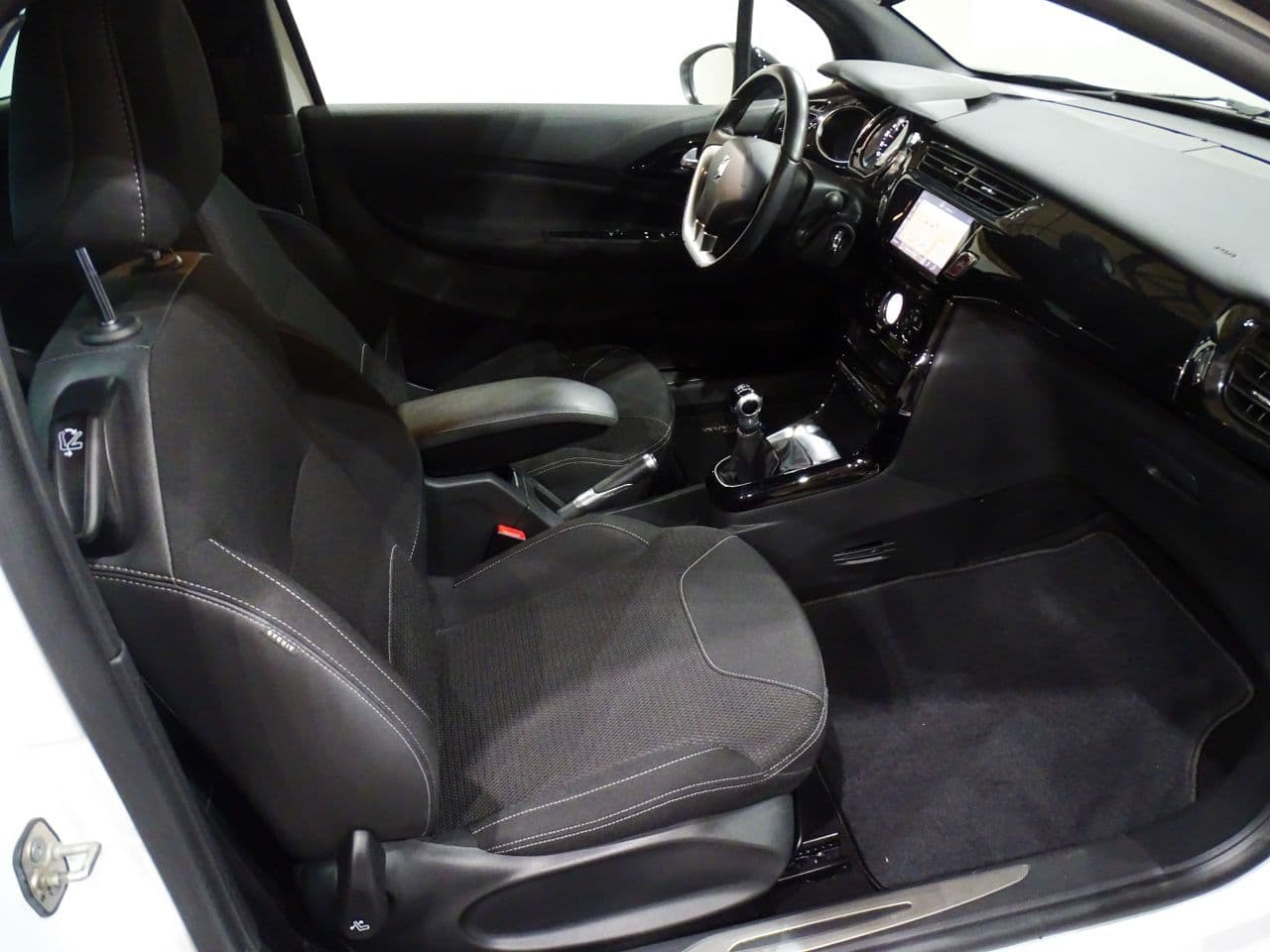 Citroën DS3 - Imagen 10