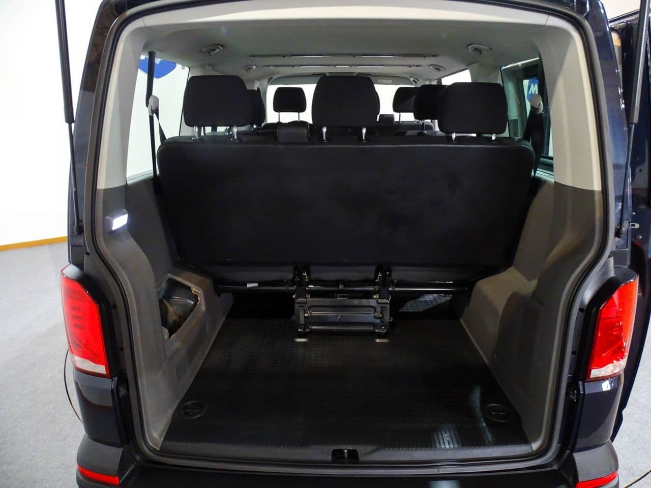 Volkswagen Caravelle - Imagen 9