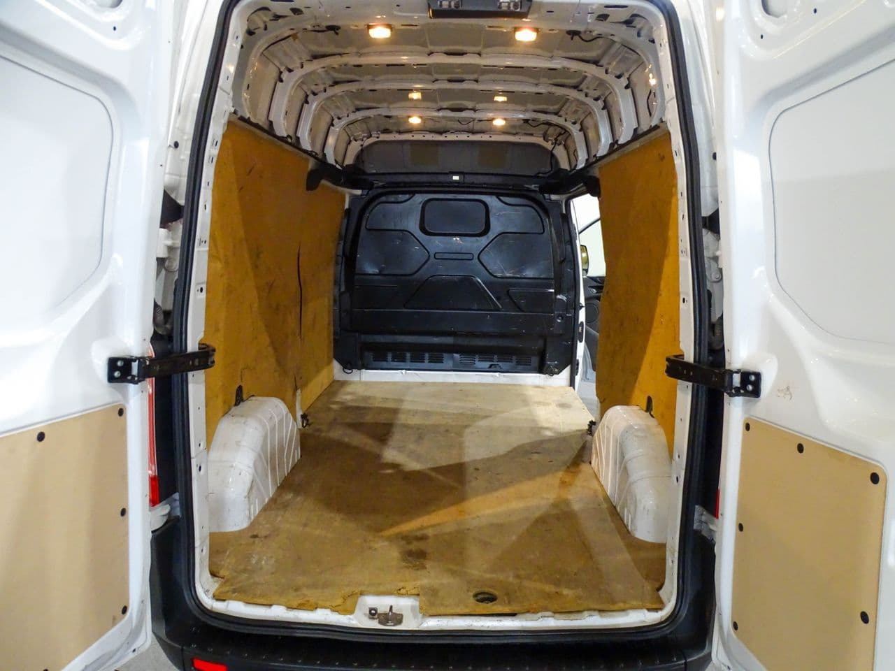 Ford Tourneo  Custom - Imagen 9