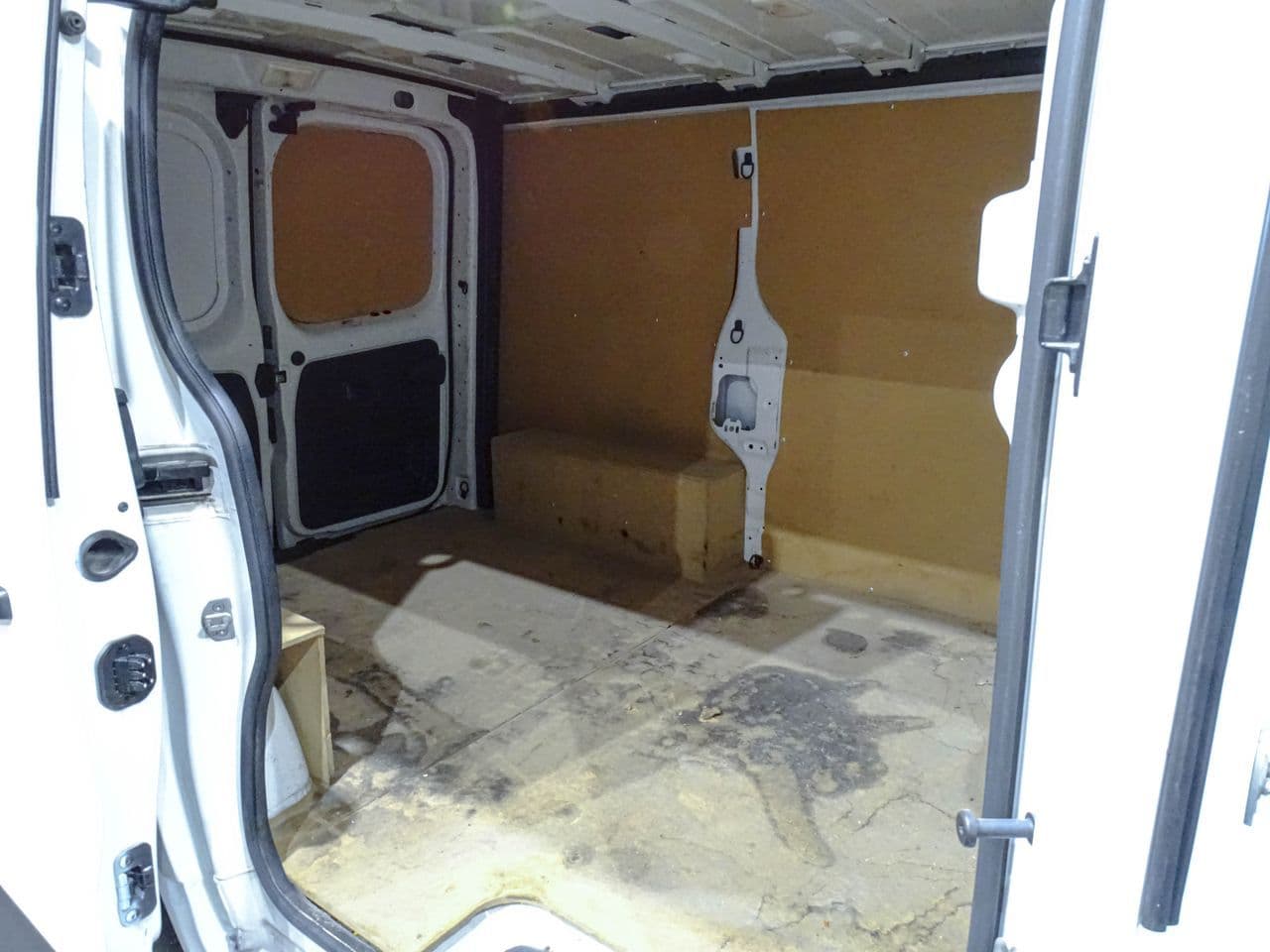 Renault Trafic - Imagen 10