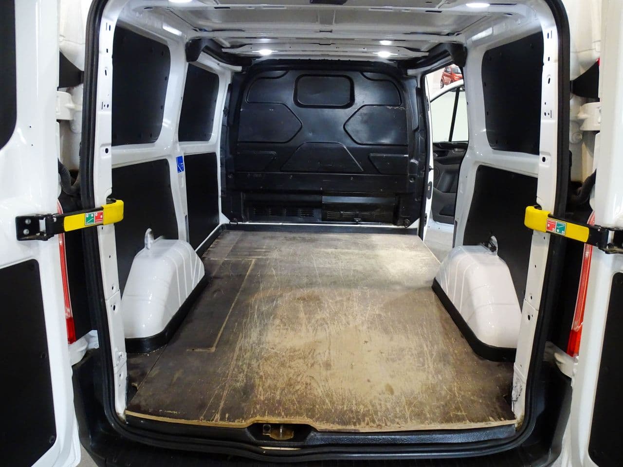 Ford Tourneo  Custom - Imagen 9
