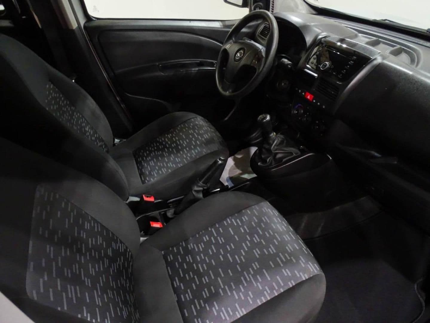 Opel Combo Tour Tour Expression 1.3CDTI 70kW (95CV) L1H1 - Imagen 7