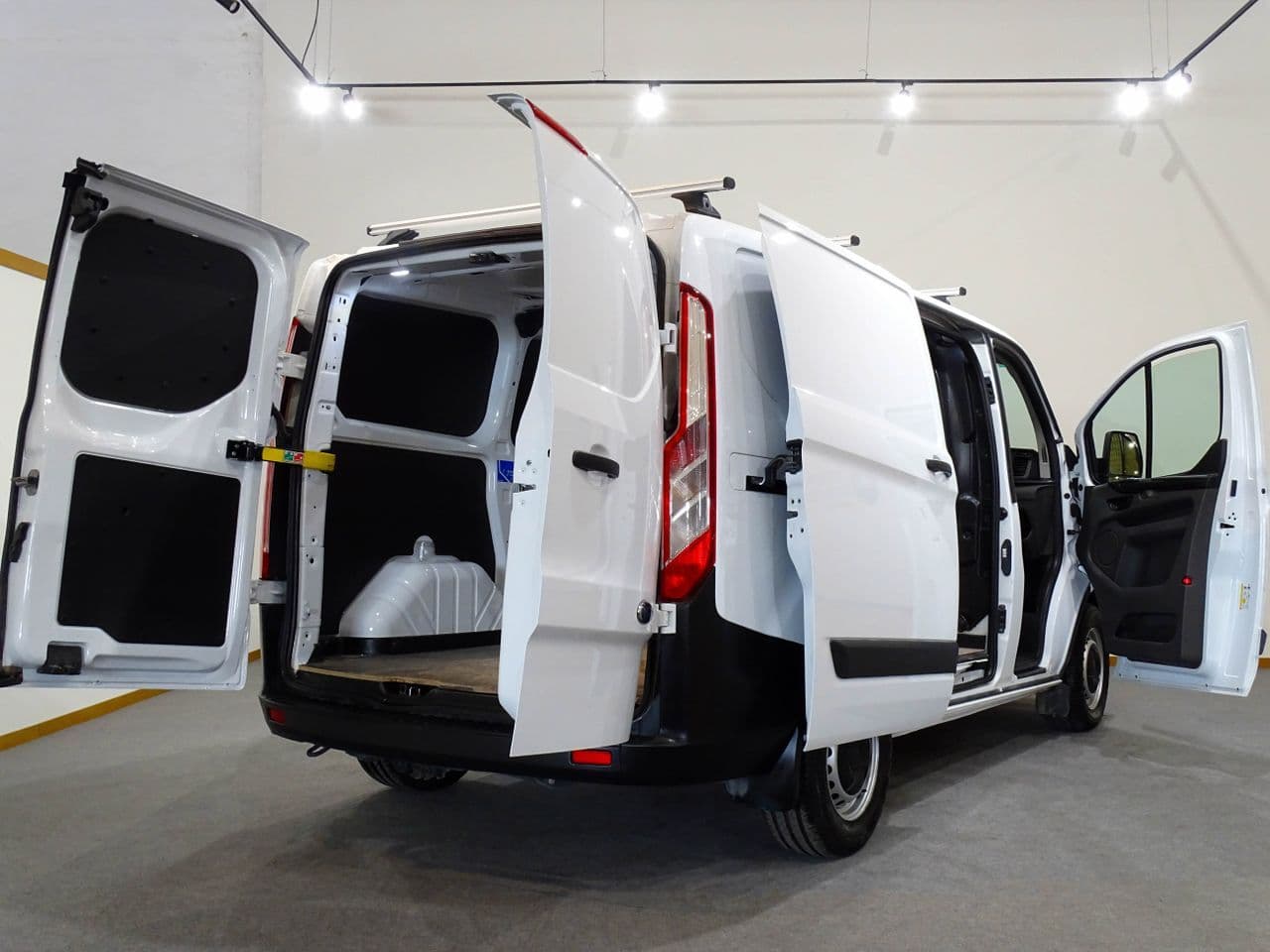 Ford Tourneo  Custom - Imagen 8