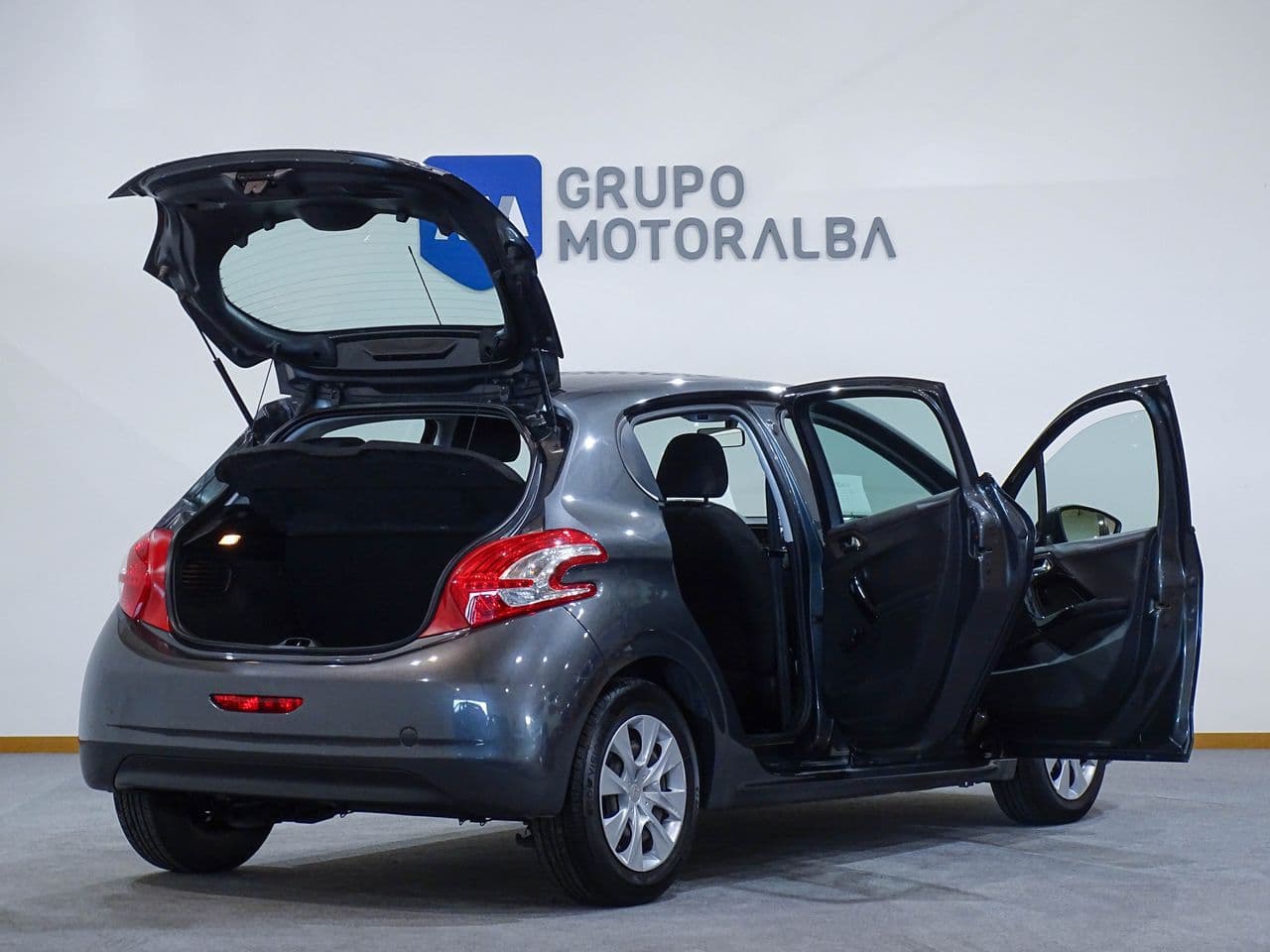 Peugeot 208 - Imagen 8
