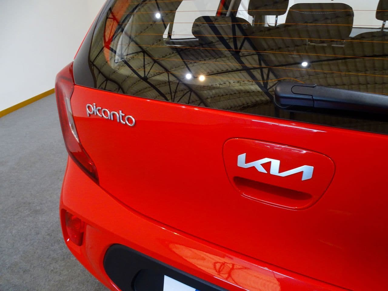 Kia Picanto - Imagen 1