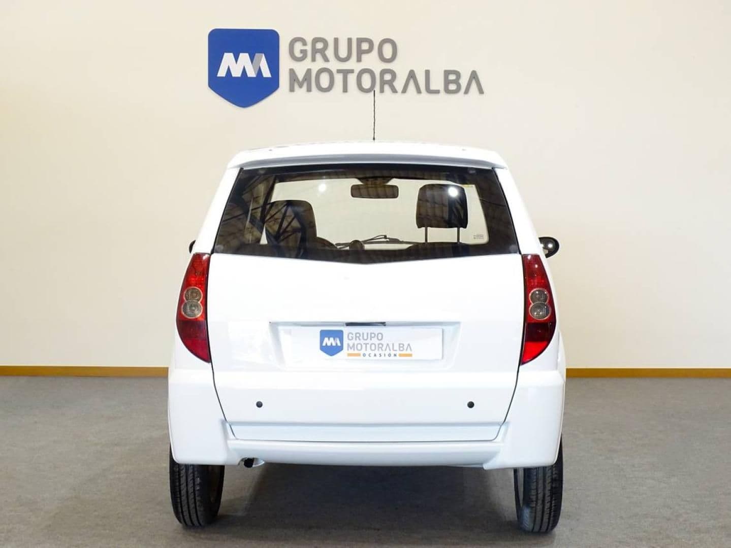 AIXAM 400 BASE 400 CC 4kW ( 5.44CV ) - Imagen 3
