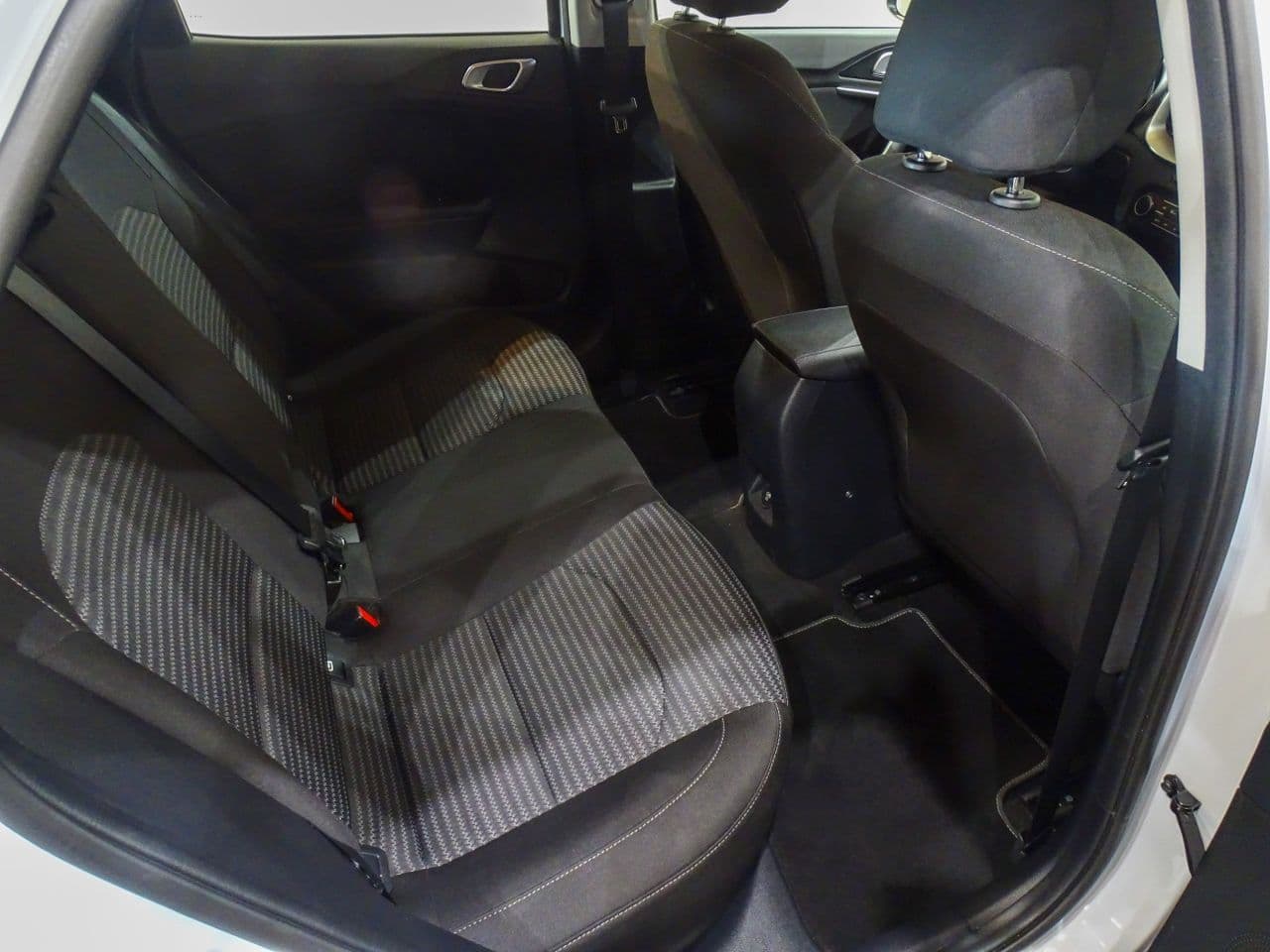 Kia XCeed - Imagen 10
