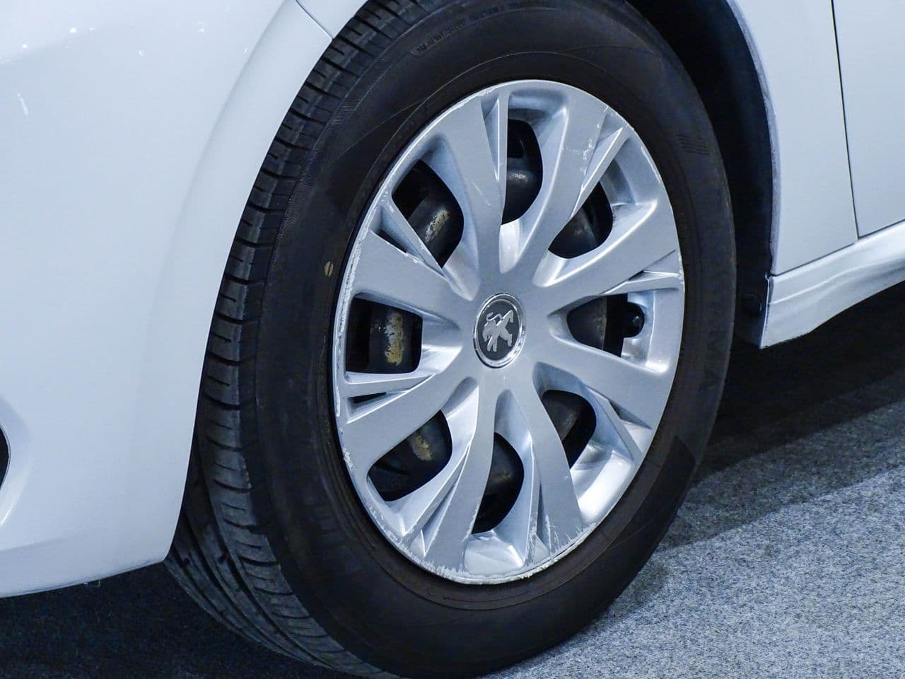 Peugeot 208 - Imagen 4