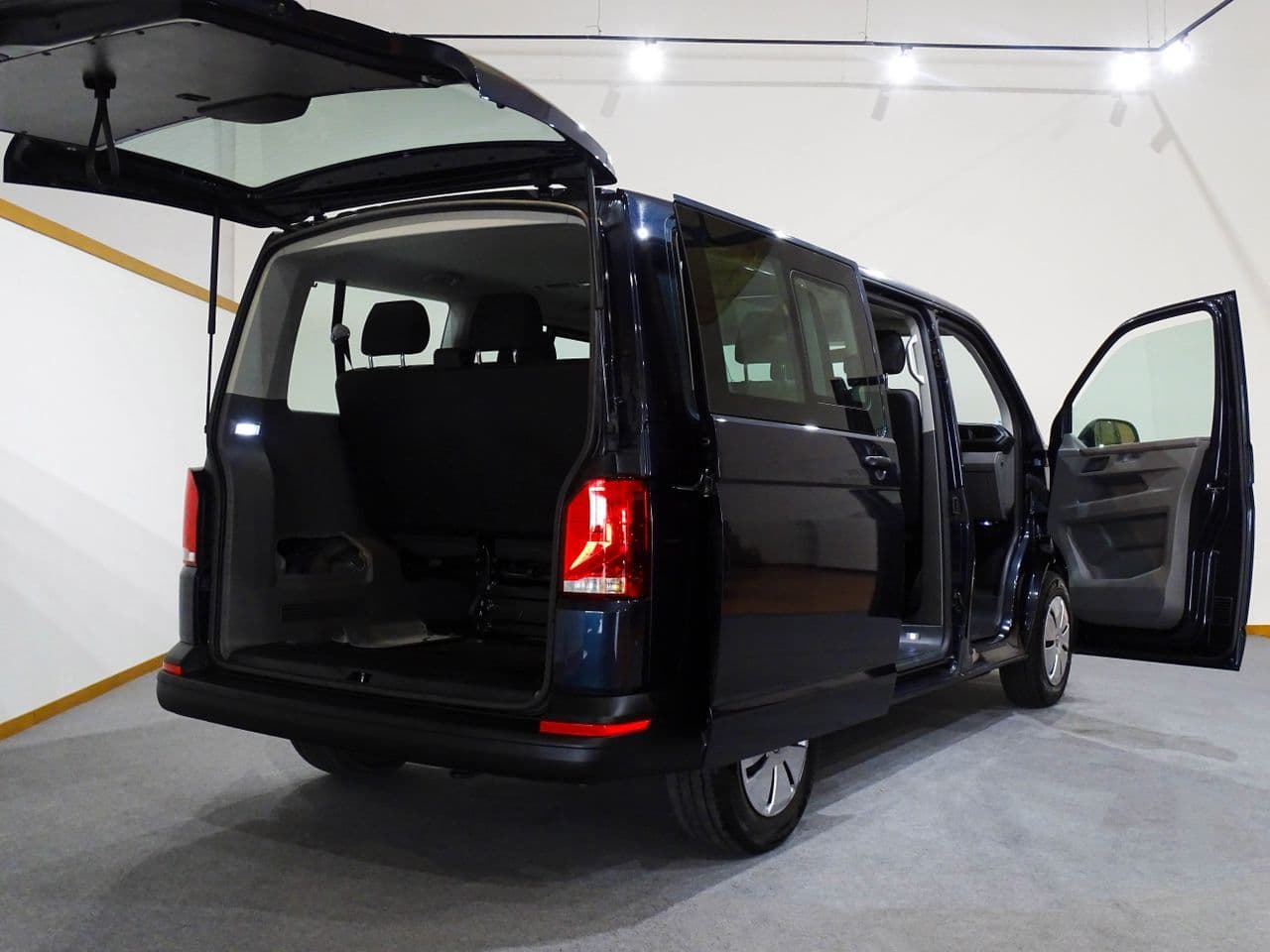 Volkswagen Caravelle - Imagen 7