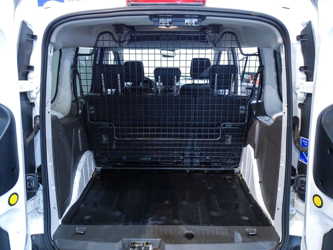 Ford Transit Connect - Imagen 9
