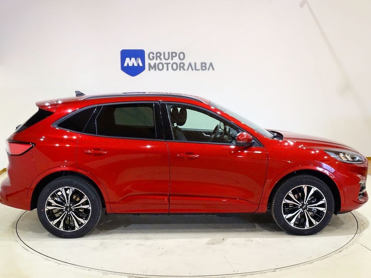 Ford Kuga - Imagen 1