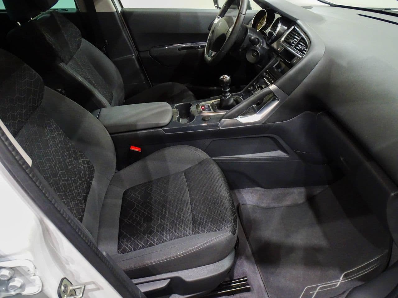 Peugeot 3008 - Imagen 10