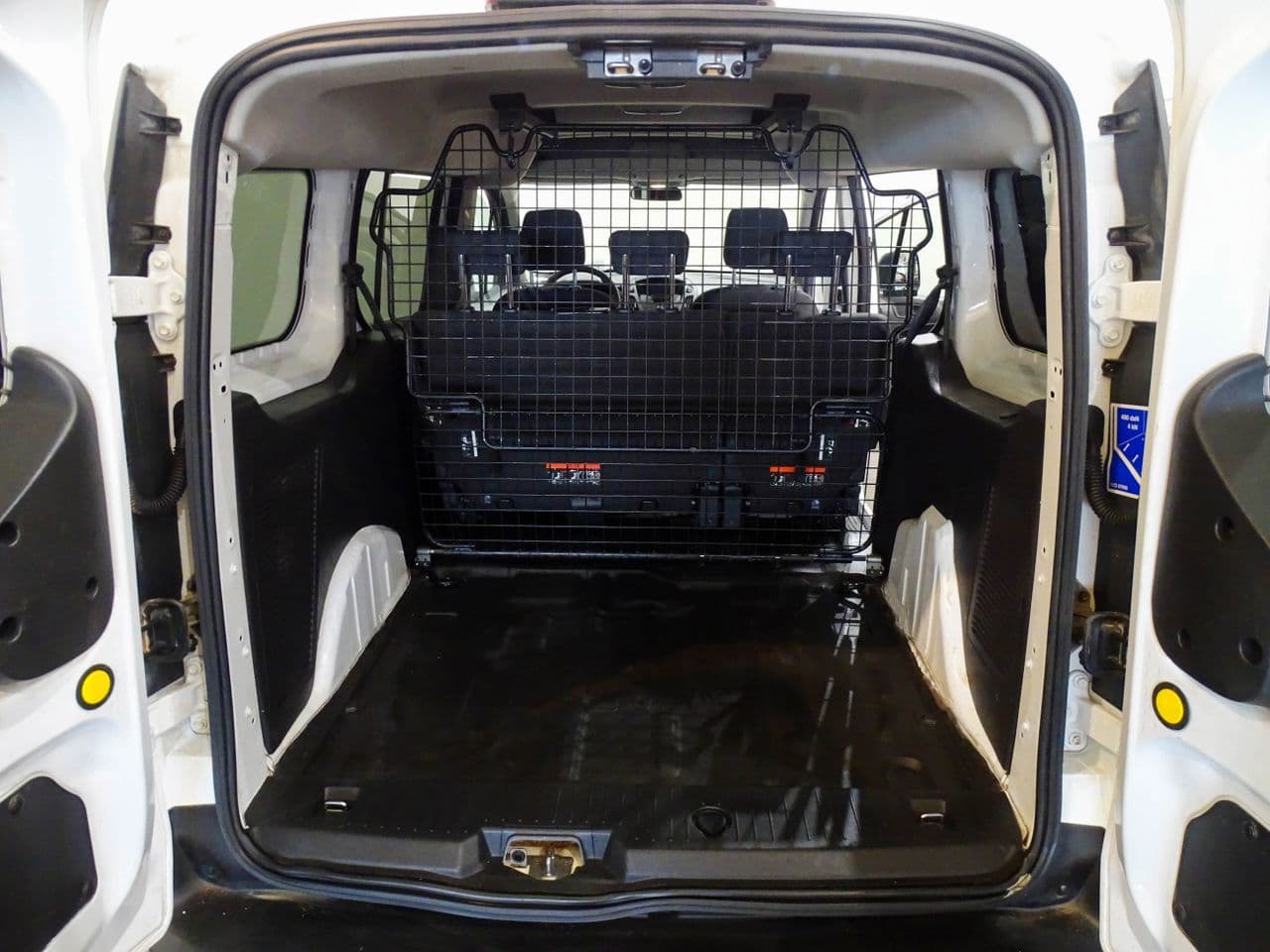 Ford Transit Connect - Imagen 8