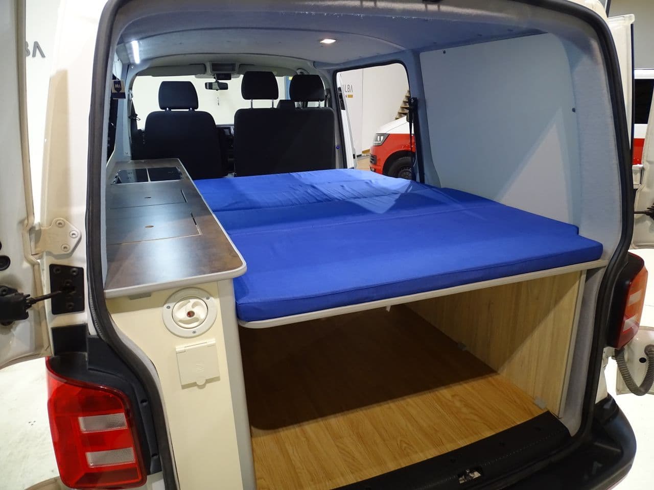 Volkswagen Transporter - Imagen 9