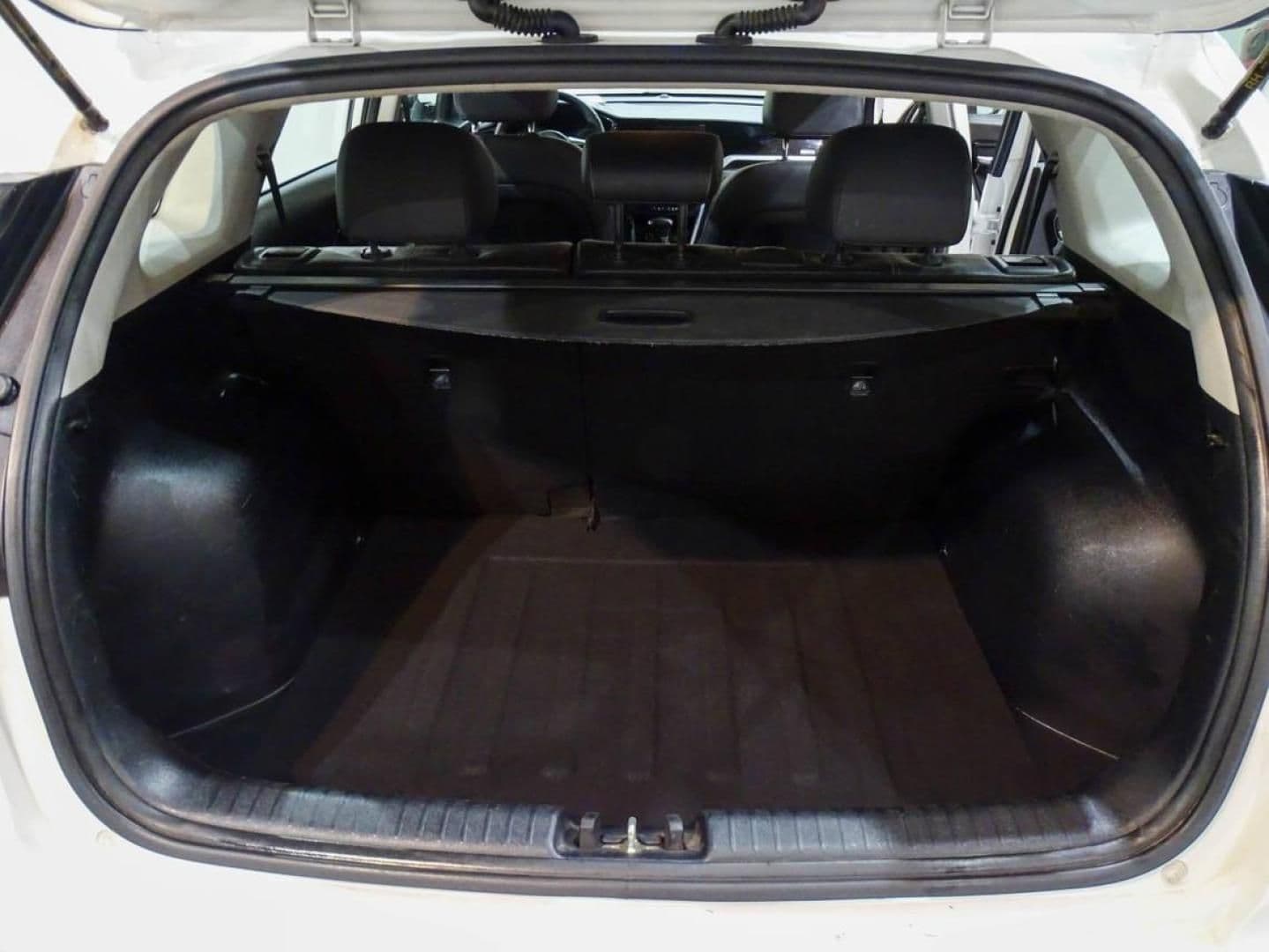 Kia Niro 1.6 GDi HEV 104kW (141CV) Drive - Imagen 6