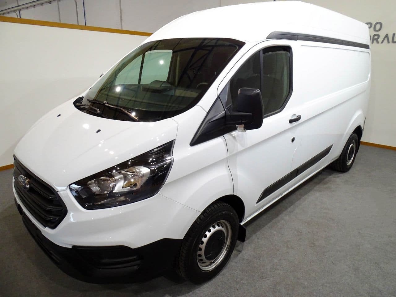 Ford Tourneo  Custom - Imagen 4