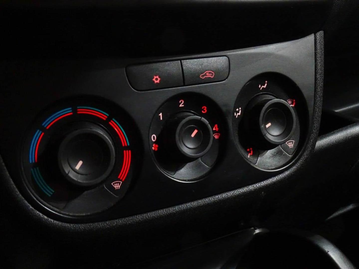 Opel Combo Tour Tour Expression 1.3CDTI 70kW (95CV) L1H1 - Imagen 10