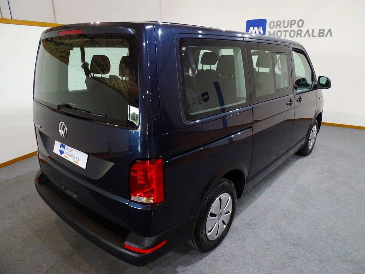 Volkswagen Caravelle - Imagen 8