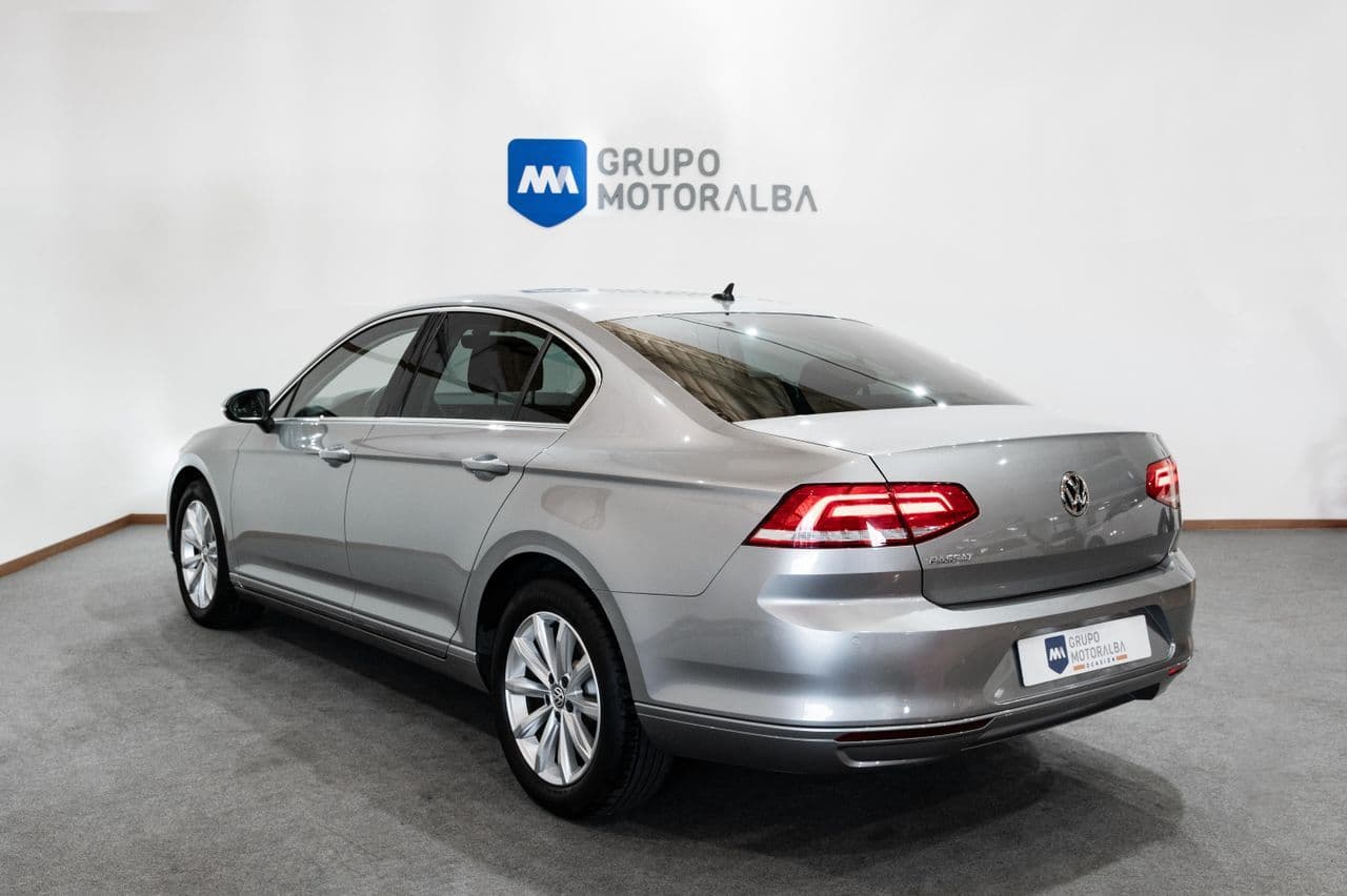 Volkswagen Passat - Imagen 5