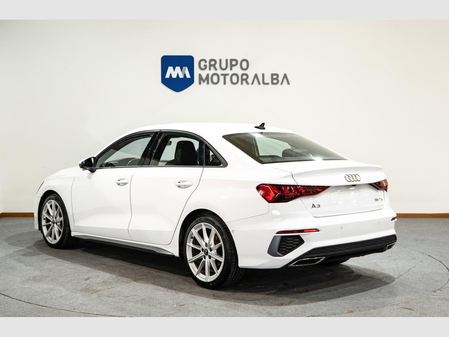 Audi A3 Sedan S line 35 TDI 110kW S tronic - Imagen 2